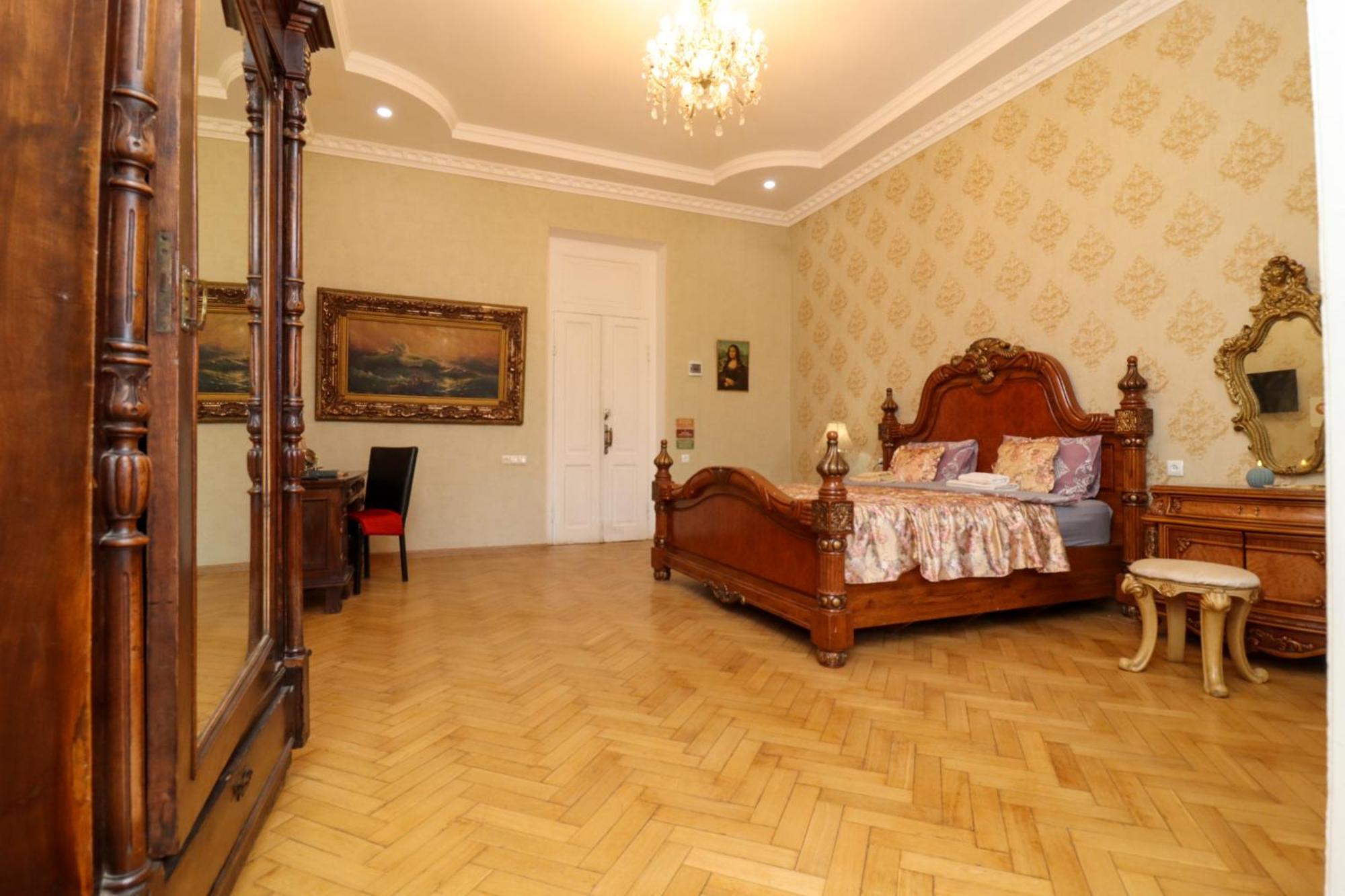 Хостел Leon Rooms Тбилиси Экстерьер фото