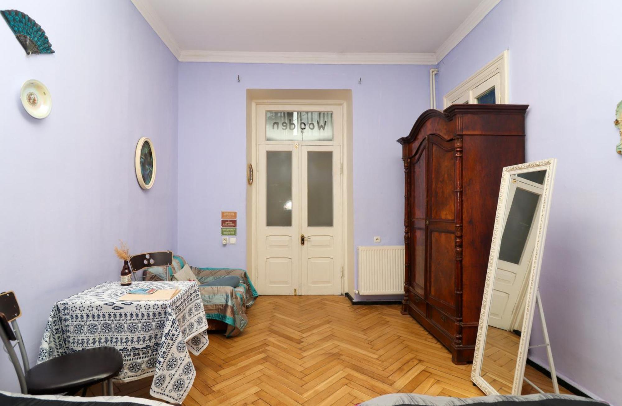 Хостел Leon Rooms Тбилиси Экстерьер фото